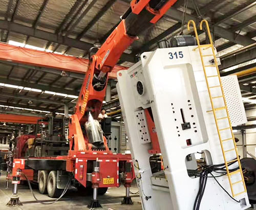 马鞍山花山提升工作效率，选择优质折臂吊租赁服务