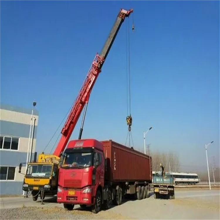 马鞍山花山路灯高空安装如何选吊车？租赁费用、施工流程及安全规范全解析