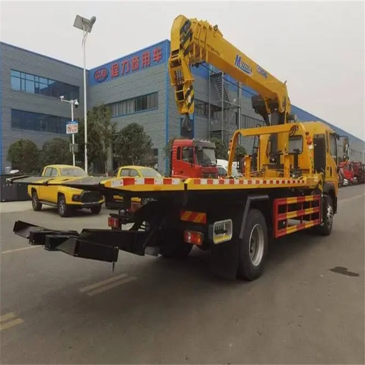 马鞍山花山附近小随车吊出租电话，轻松解决搬运烦恼