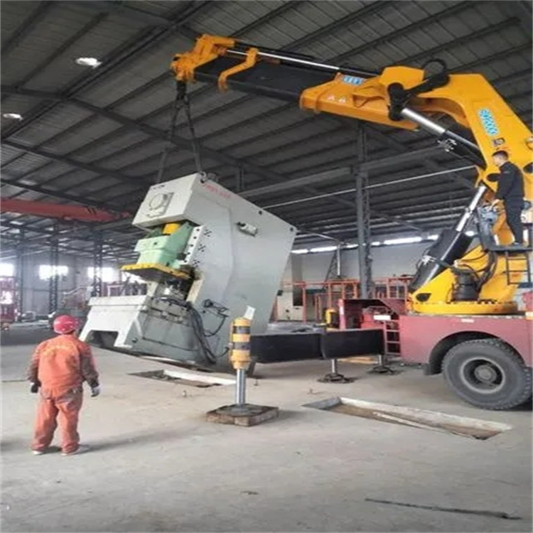 马鞍山花山80吨折臂吊车出租附近电话