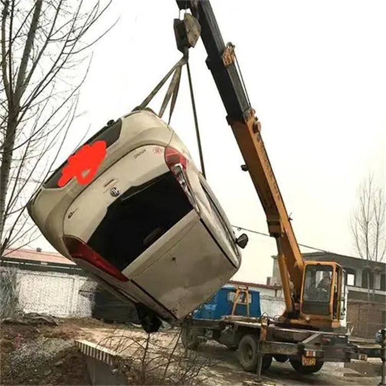 马鞍山花山吊车吊轿车租赁指南：如何选吨位、避风险、省预算