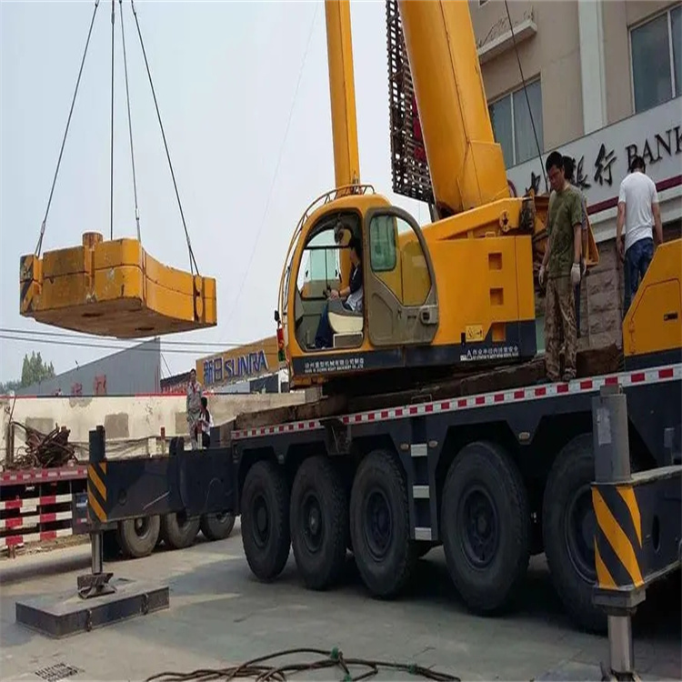 马鞍山花山当地吊车出租|机器吊装|75吨|工厂搬迁服务